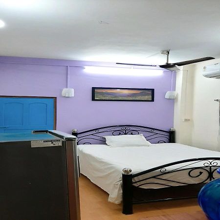 Dden Vennell Bnb -Metro Access- Kolkata Bagian luar foto