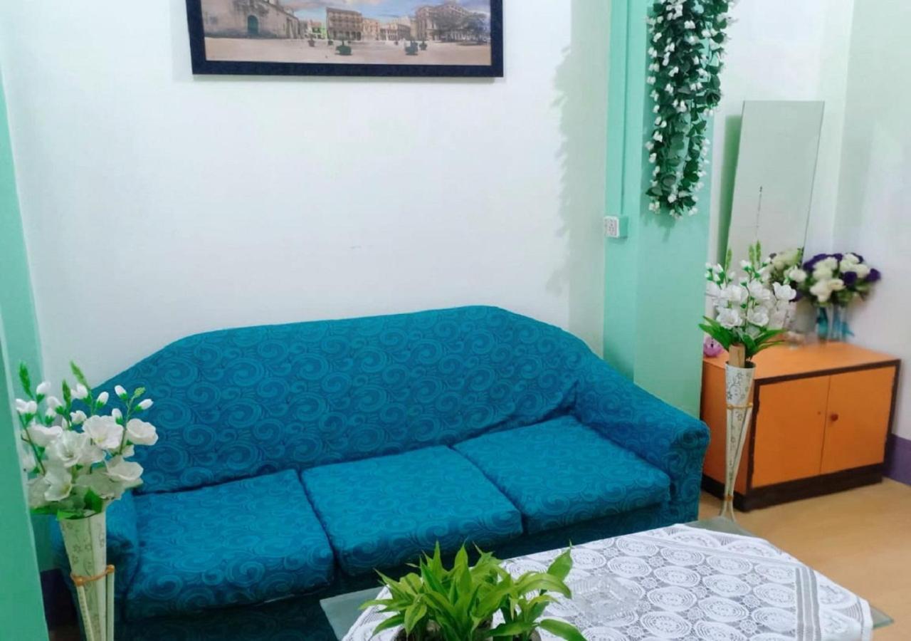 Dden Vennell Bnb -Metro Access- Kolkata Bagian luar foto